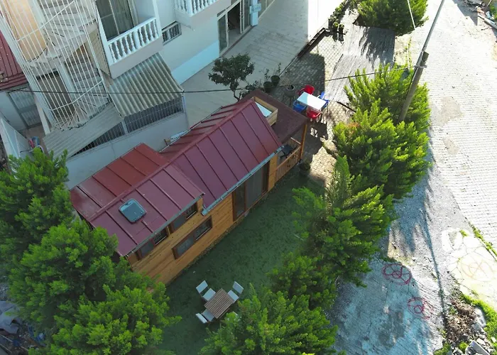 Tiny House In Altinkum, 100 M From The Sea *