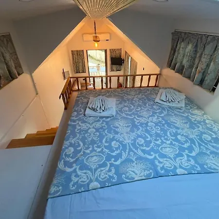 Vakantiehuis Altinkum Tiny House, 100 M From The Sea Didim