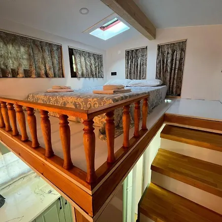 Altinkum Tiny House, 100 M From The Sea *