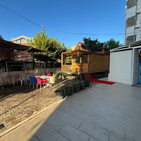 Altinkum Tiny House, 100 M From The Sea Vakantiehuis *