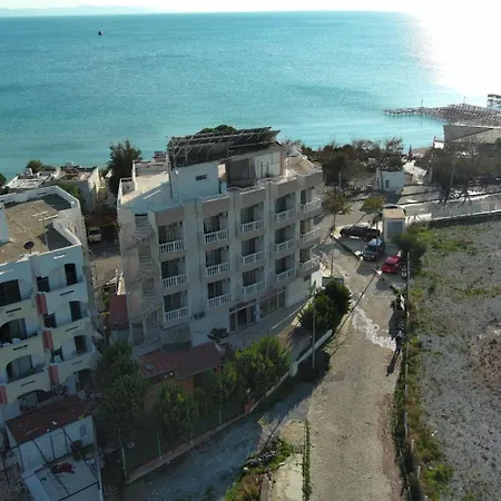 Altinkum Tiny House, 100 M From The Sea *