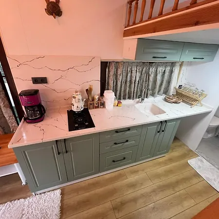 Altinkum Tiny House, 100 M From The Sea Vakantiehuis *