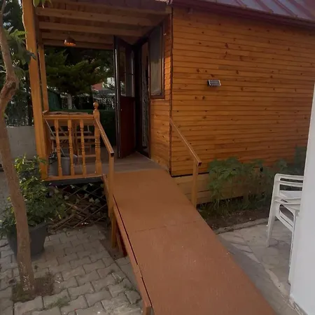 Altinkum Tiny House, 100 M From The Sea Vakantiehuis