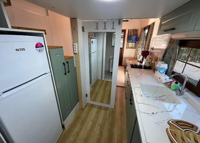 Tiny House In Altinkum, 100 M From The Sea